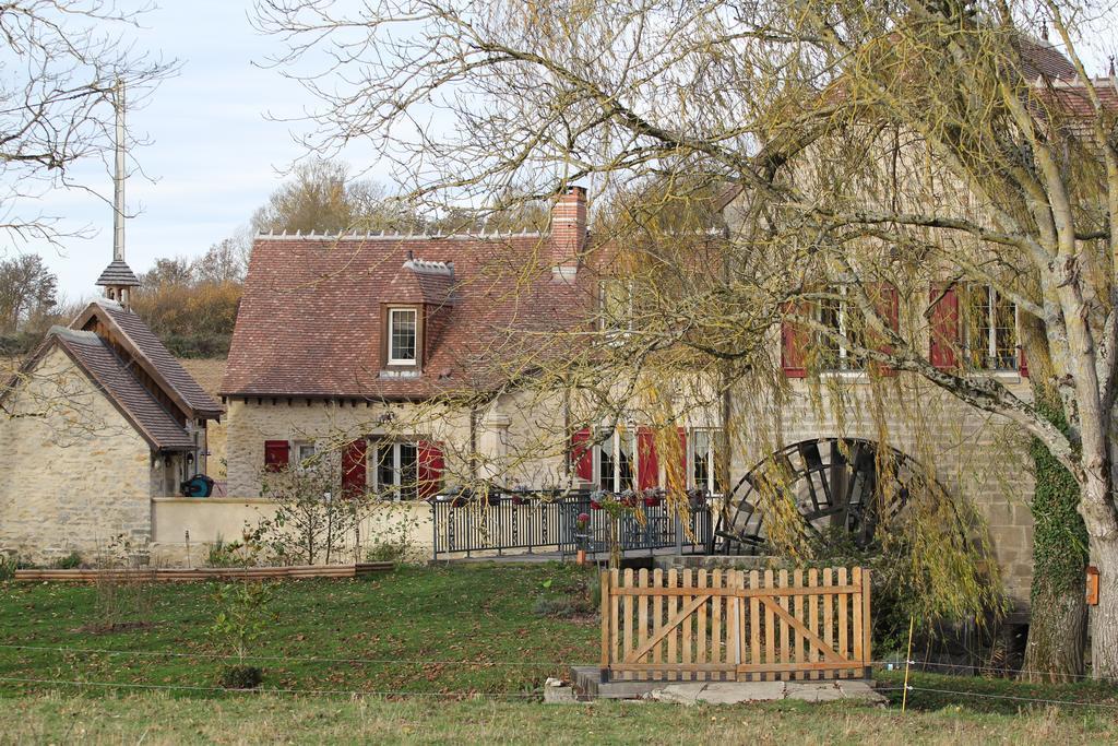 Hotel Moulin De Petoulle Charenton-du-Cher Exterior foto